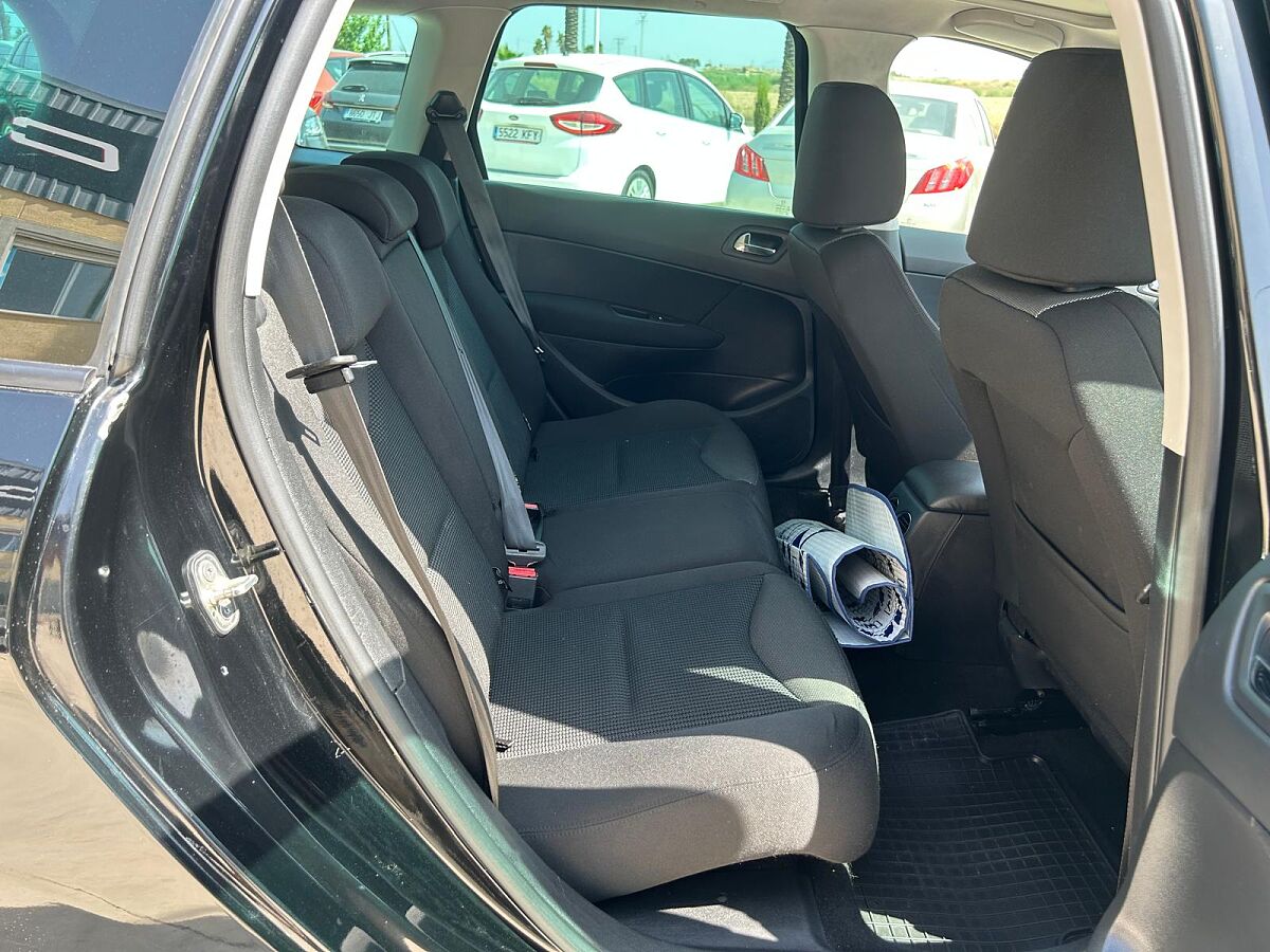 PEUGEOT 308 SW 1.6 E-HDI AUTO SPANISH LHD IN SPAIN 106000 MILES SUPERB 2012